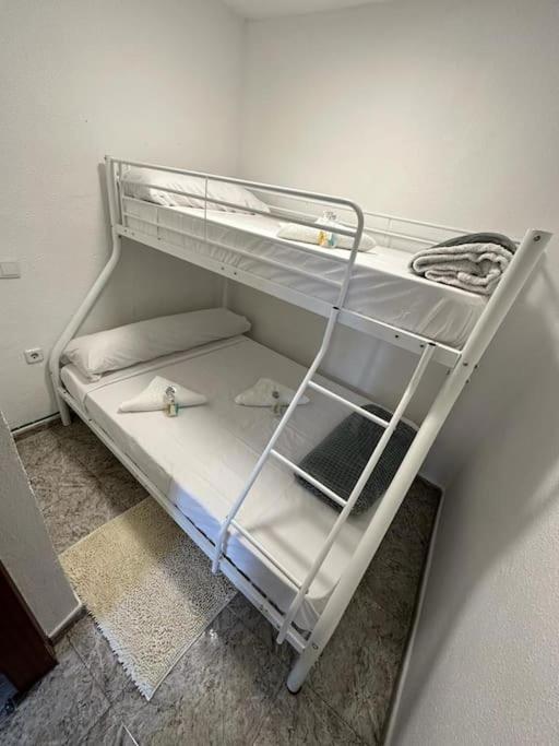 Economico Piso En Madrid Centro Διαμέρισμα Εξωτερικό φωτογραφία